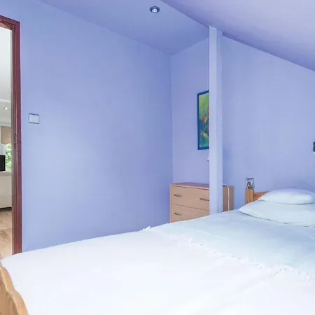 2 Bedroom Lovely In شقة