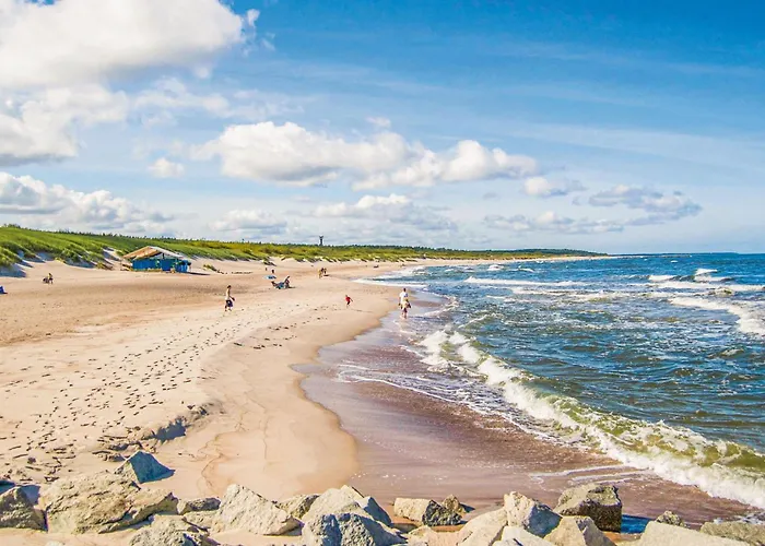 2 Bedroom Lovely In *